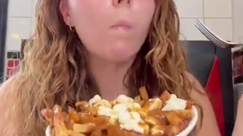 3D Grilled Cheese and Poutine From A Montreal Diner Open Since 1980