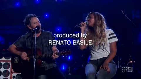 Beyonce & Eddie Vedder - Redemption Song (Live)