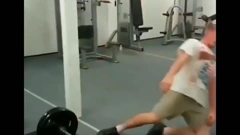 Epic Gym Fails - Try not yo laugh