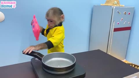 Bibi obedient helps dad with house work