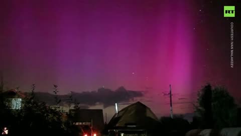 (UPDATED] VIOLET aurora northern lights on russia [energy activation 'DRAGON' on east]