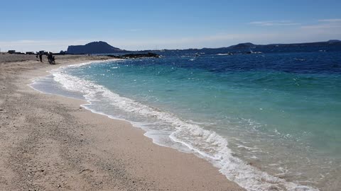 The emerald sea of ​​Udo, Jeju Island