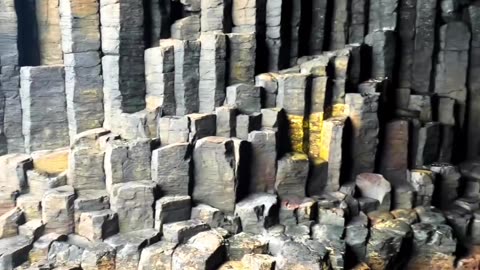 FINGAL’S CAVE SCOTLAND