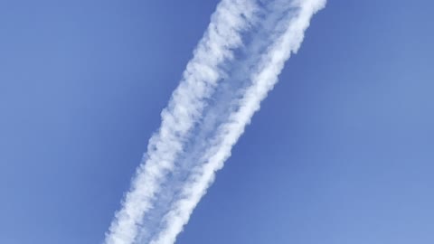 Jet Contrails