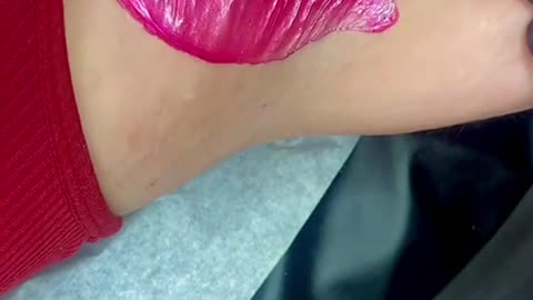 Underarm Waxing with Sexy Smooth Tickled Pink Hard Wax | @megthewaxlady