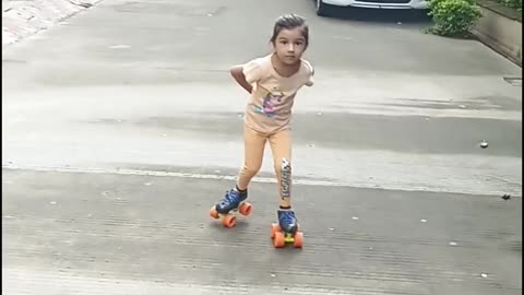 Hands Move While Skating | Skating | Skating Girl | #rumble #rumble studio #skaterharshalidhankhola