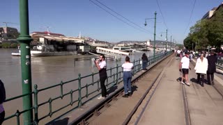 Budapest braces for peak of flooding as Danube rises