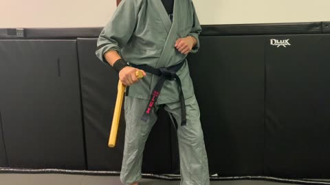 Tonfa Side Circle Swing