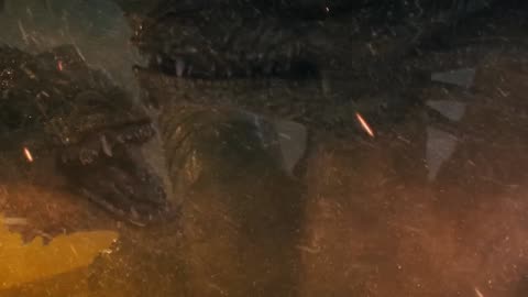 Godzilla: King of the Monsters | King Ghidorah and Godzilla Face Off