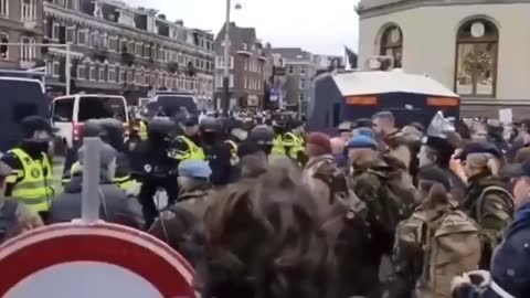 Amsterdam - Police attacking Veterans today at the protest for Freedom