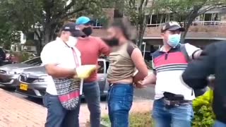 Capturados cuando recibían $8 millones producto de una extorsión en Bucaramanga