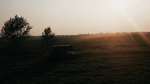 Russian TOS-1A "Solntsepek" Thermobaric MLRS Destroys Ukrainian Ammunition Depots & Strongholds