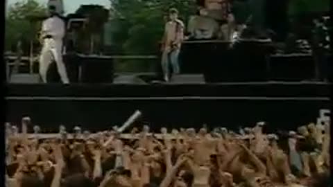 Born In The USA - Bruce Springsteen Paris 85