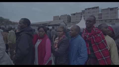 Kenyans Wait in Line for their Turn to Vote in Kenya's 2022 General Elections