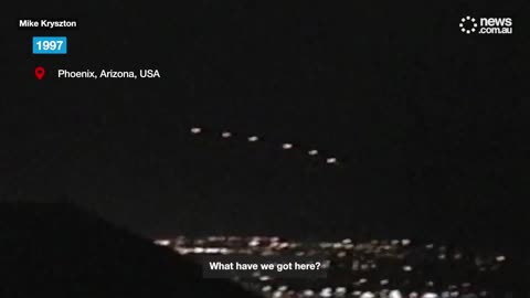 "PILOTS RECORDS multiple LIGHTSHIPS ‘dancing’ on sky"