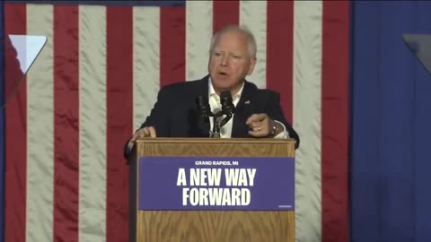 Democrats chant "we're not eating cats" as Tim Walz speaks