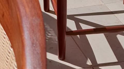 How sanding chairs are done.