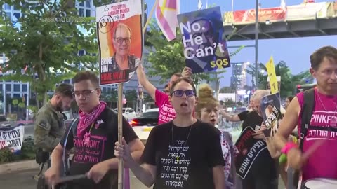 Protesters in Tel Aviv demand hostage release deal