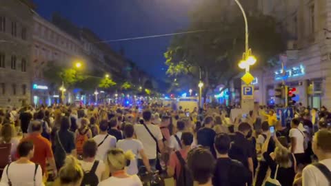 Budapest, Hungary: Protests against proposal to raise taxes of small business