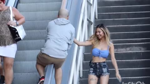 Touching hands Escalators prank😂