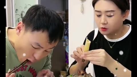 Chinese couple troll mukbangs | chinese couple eating food an fight