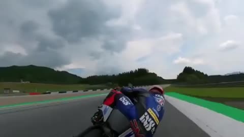 YAMAHA R1 Stock exhaust sound 🔥