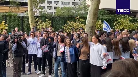 Supporters of Israel gather for a rally outside the United Nations headquarters in NewYork