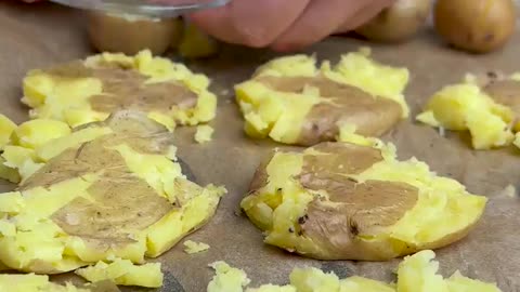 Ah!!!A new way to cook potatoes in the oven