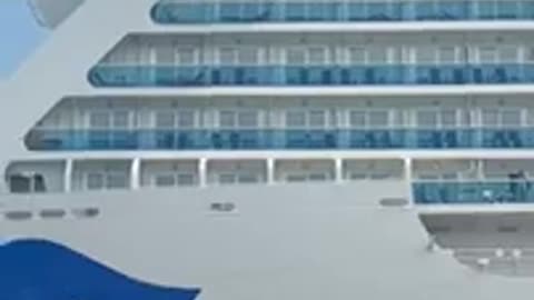 The largest cruise ship, close-up photography