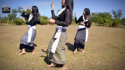 Beautiful dance one of the Indian tribes