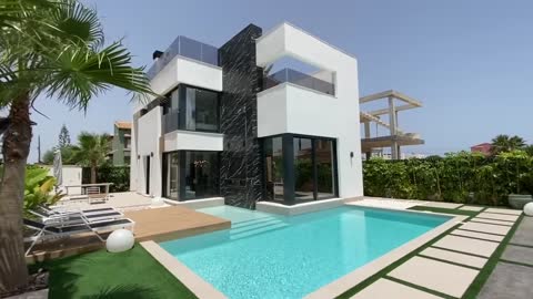 House Tour - Villa design et moderne à 550 000€ !