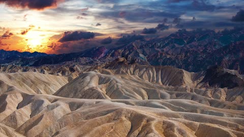 From Bavaria to Bafflement Vanishing Vacationers German Tourists' tragic Desert Disappearance.