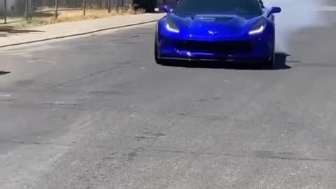 152 Chevrolet Corvette Muscle car Burnout