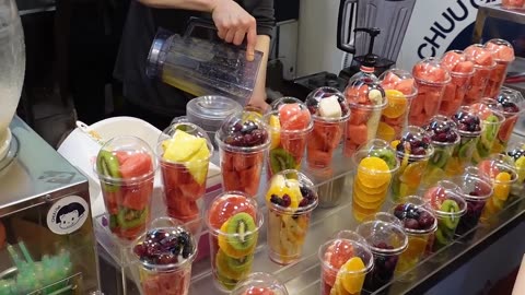 Korean Street Food- Clean and Fresh ! Fruits Juice Making