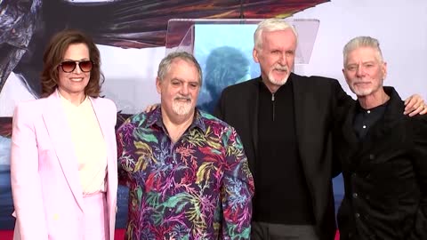 James Cameron honored in Hollywood as 'Avatar' soars