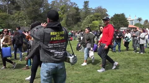 Lady tries to tempt preacher at 420 fest...