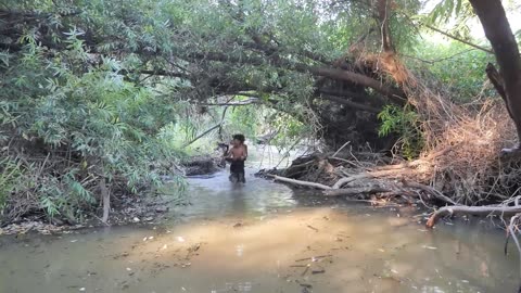 Primitive Technology - coocking Shirimp for food deLicious Eating #000199