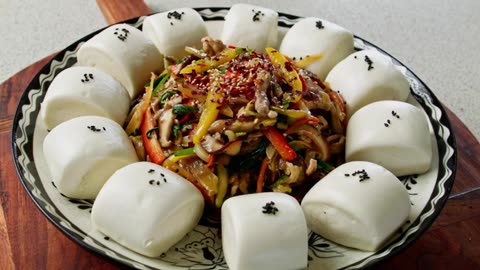 This Stir-fried Pork & Vegetables with Chinese Steamed Buns Recipe is a Quick and Easy Dinner!