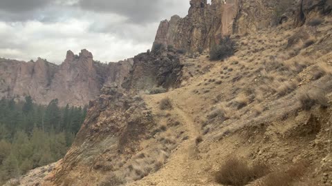 Central Oregon – Smith Rock State Park – Descending Steep Trail