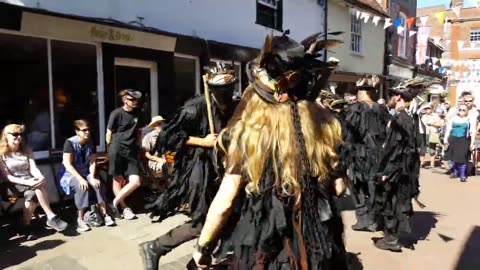 Beltane Border Morris Band with guest fiddle, -Tolmen Stone- Wallingford Bunkfest, Sun 2nd Sept 2018