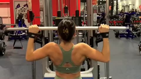 Workout - 1 / Best Attractive Back Workout At GYM