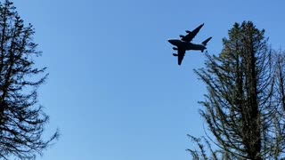 C17 Globemaster flyover