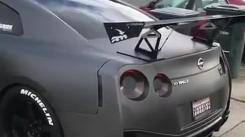 Nissan GT-R Sound Start Up