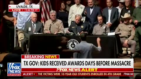 WATCH: Beto O’Rourke Disrupts Gov Abbott’s Press Conference, Sheriff Calls Him “Sick Son of a Bitch”