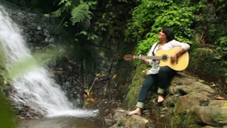 Tierra Bonita-Ecuador. Jeannie Egas