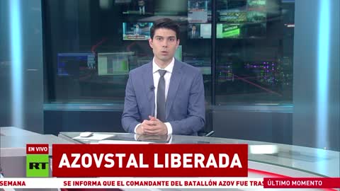 La Russia annuncia la resa del battaglione nazista Azov da Azovstal e la completa liberazione di Mariupol.Il leader di Azov è stato prelevato in un veicolo blindato a causa dell'odio e del desiderio della gente di massacrarlo per numerose atrocità