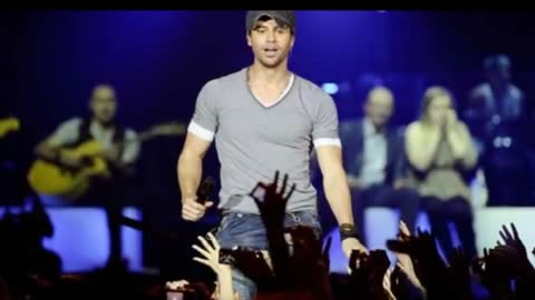 Ricky Martin or Enrique Iglesias Will Wear a G-String in Concert.