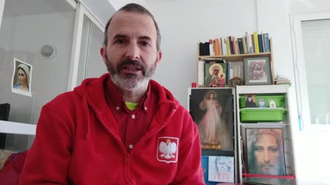 Sacerdote desnuda y retrata a Bergoglio al comentar sus escandalosas declaraciones sobre "la vacuna"