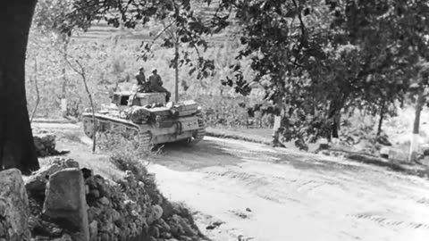 Panzer IVs make their way through the Italian countryside in 1943