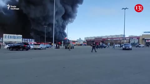 Footage of the moment of Russian army’s strike on a shopping center and strong blast in Kharkiv